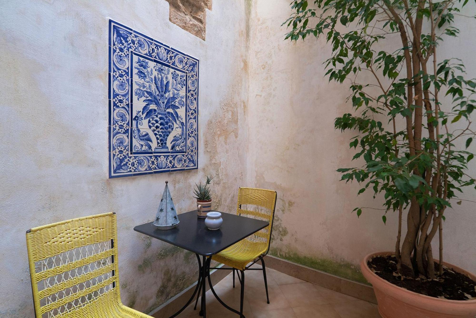 Corte Dei Romiti Apartment - Lecce Selection Exterior photo